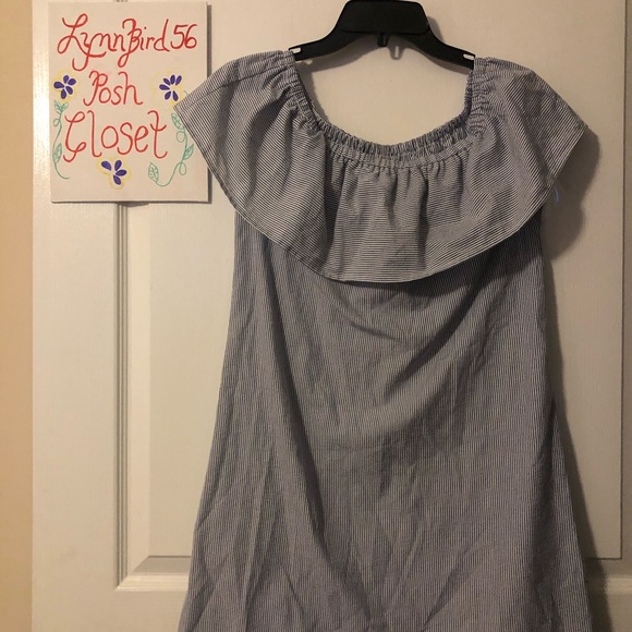 Speechless Top.      7/2020 - Picture 1 of 5